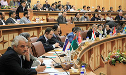 نخستین اجلاس 6+5 ایران و عراق در کرمانشاه گشایش یافت